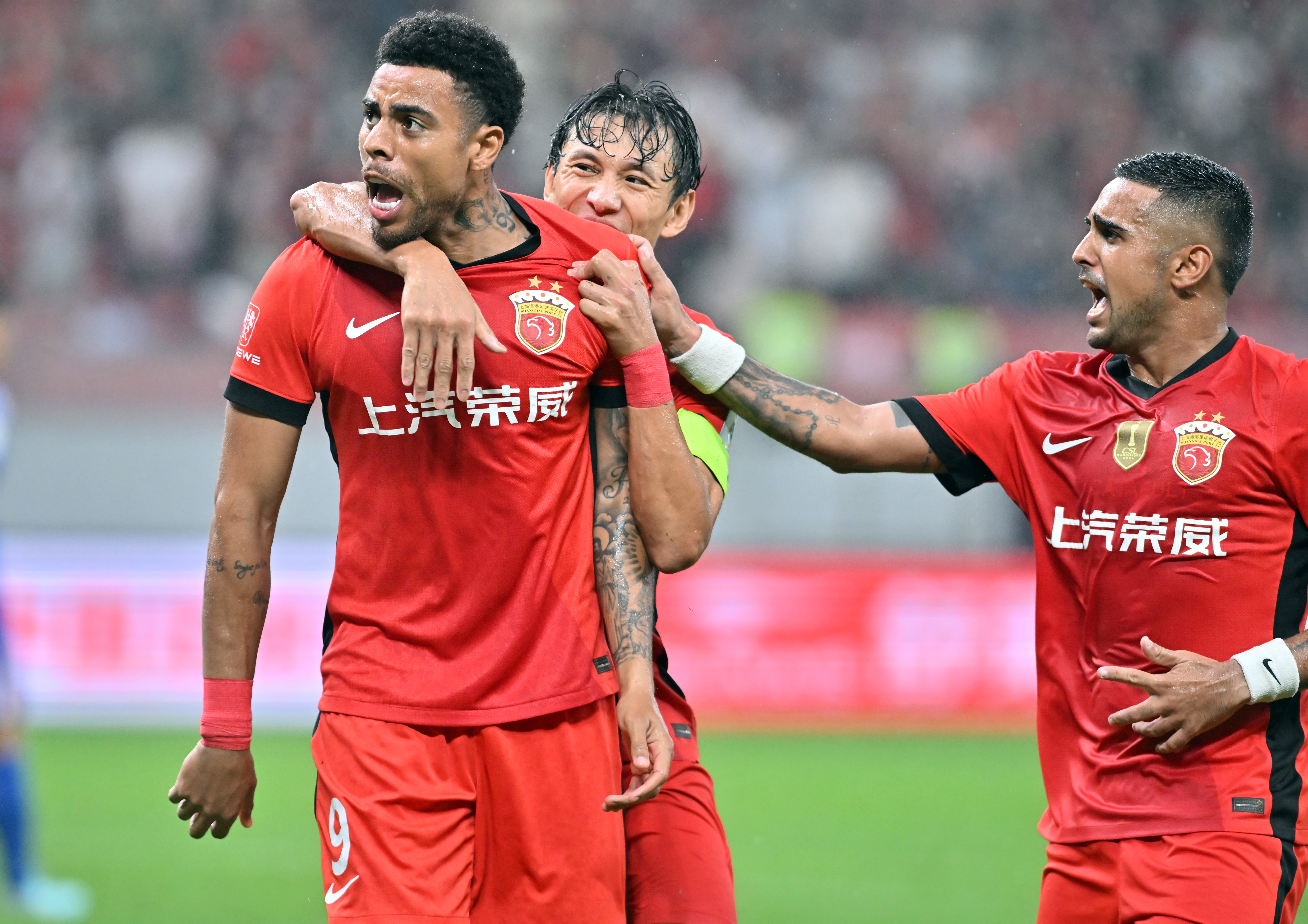 包含赛前体能课后，上海申花扳平良机备战国王杯，底气十足，轮换策略成焦点的词条