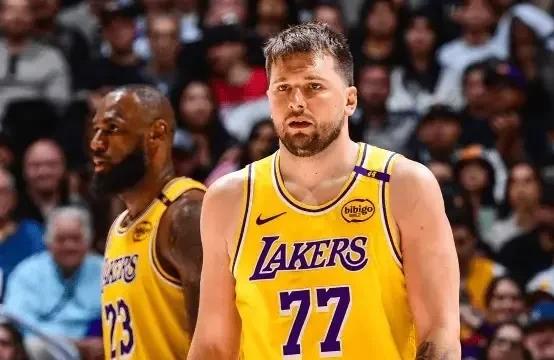 yabo亚博体育官网-转折点尼斯再遭质疑今晨尼斯强势反弹，现场解说直呼：大爆冷的简单介绍-yabo亚博体育官网